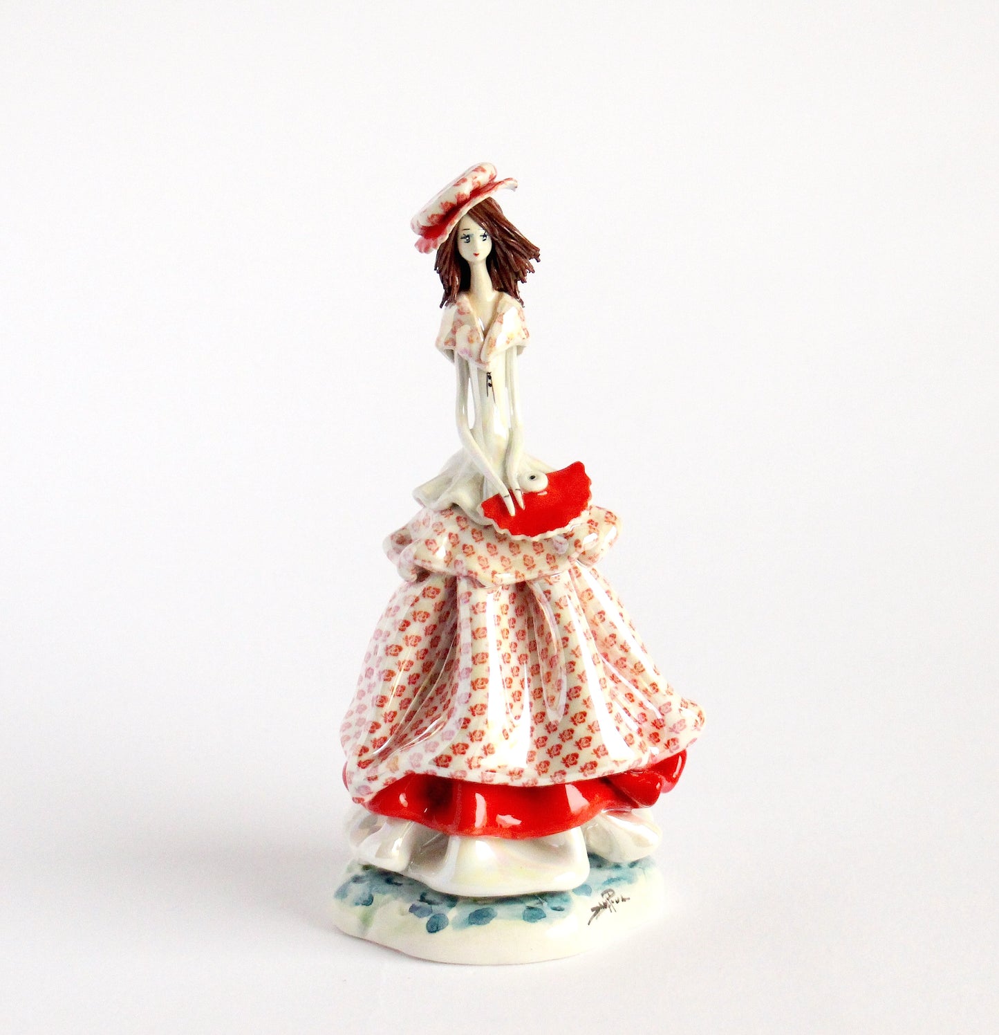 Lady with triple dress