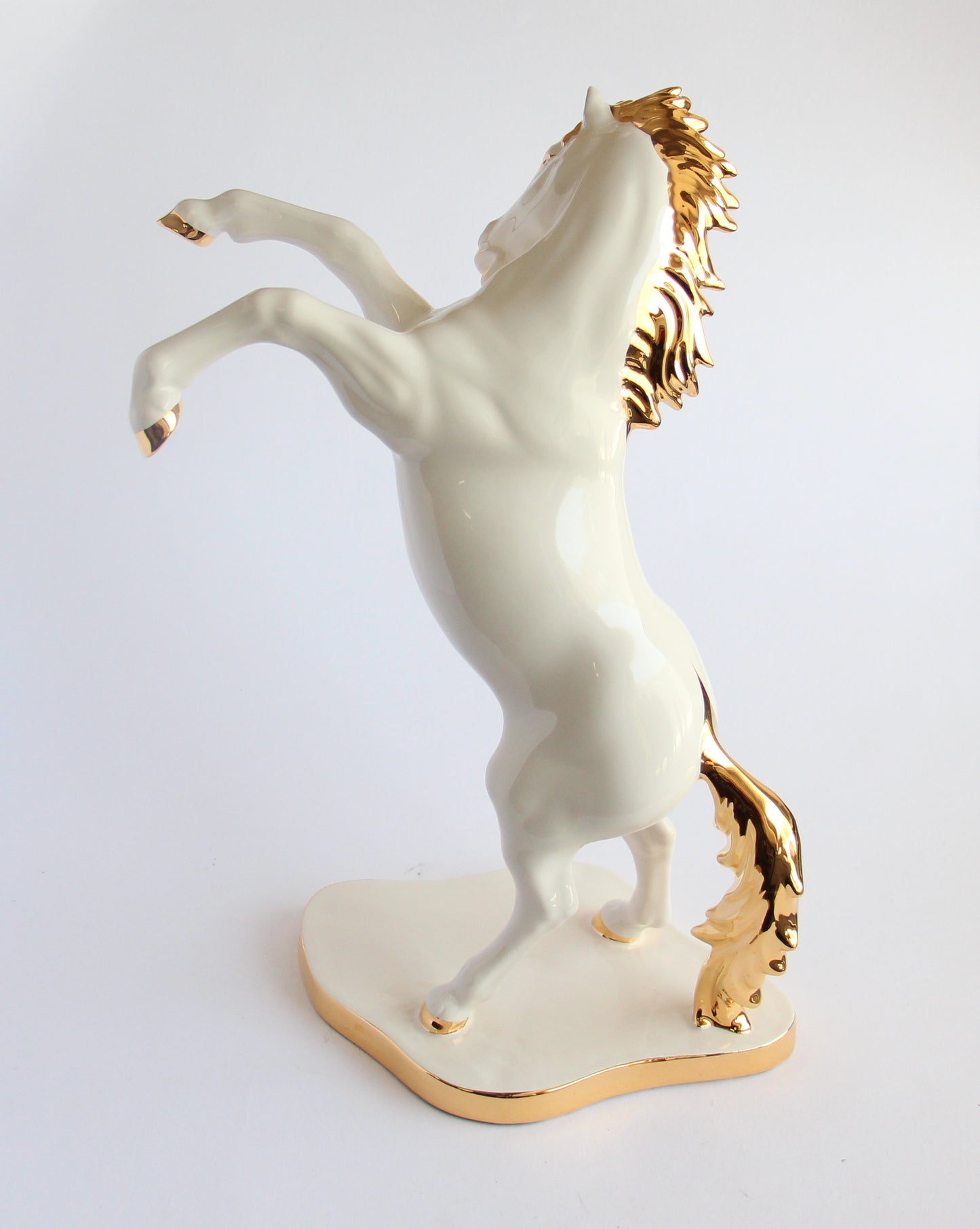 Porcelain Rampant horse