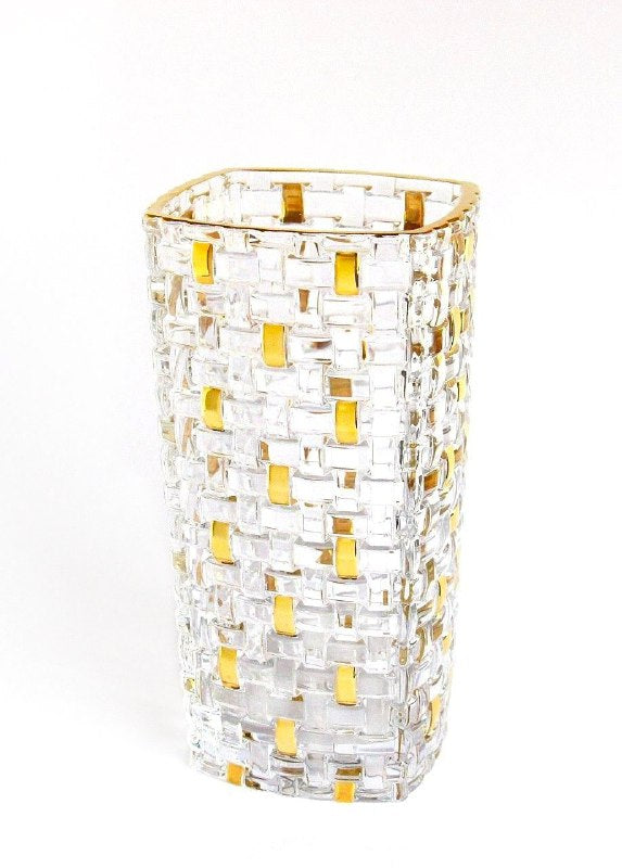 Big gold vase- bossanova