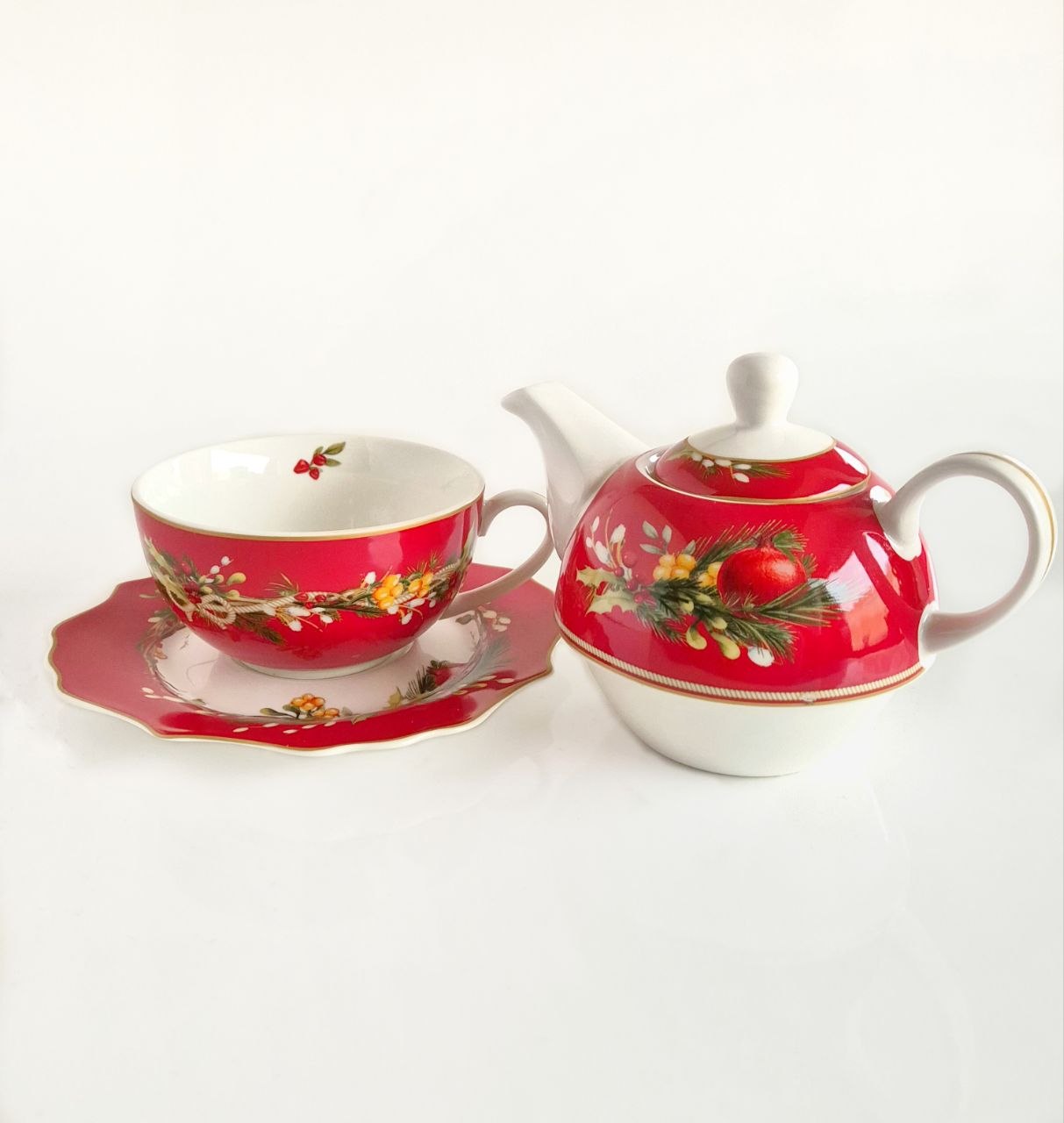 Christmas Teapot with Cup and Plate