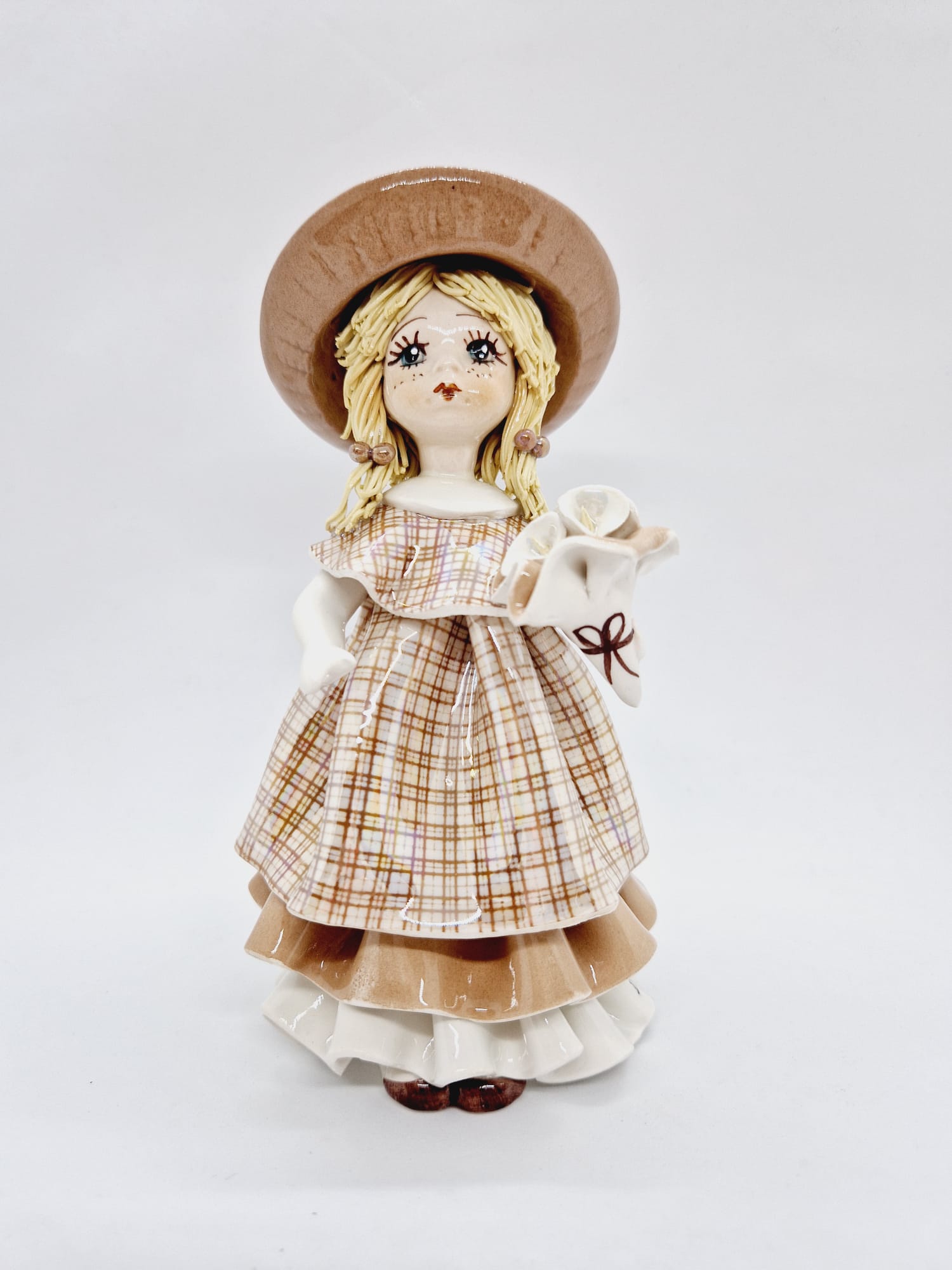 Blonde lady with a flower