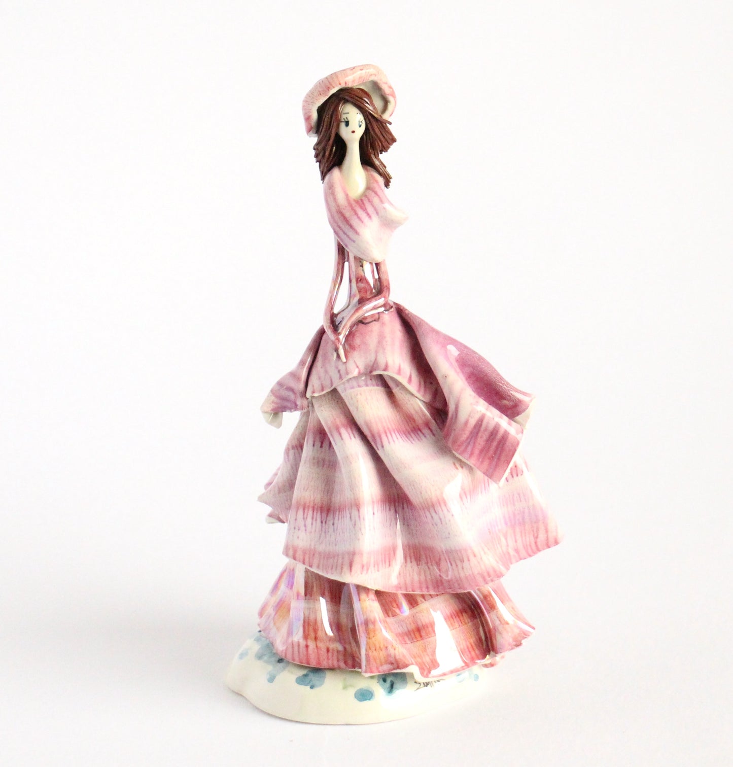 Lady statue- pink dress