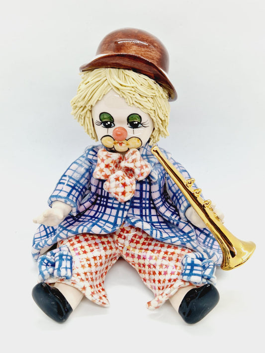 Clown with trumpet