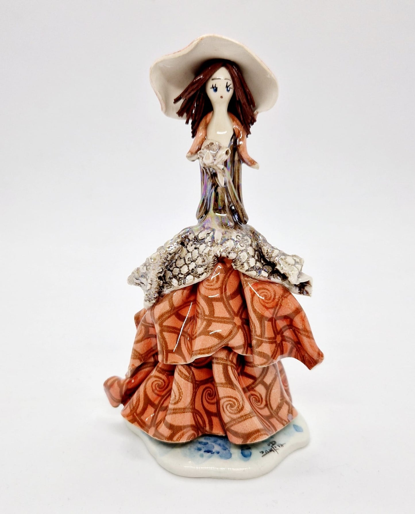 Lady holding flowers