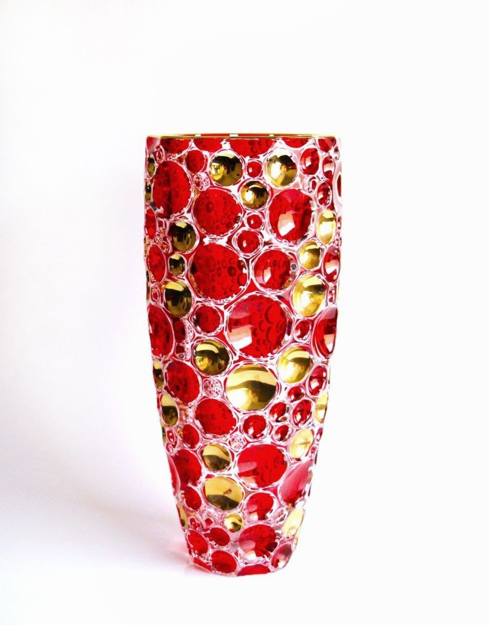 Red lisboa vase