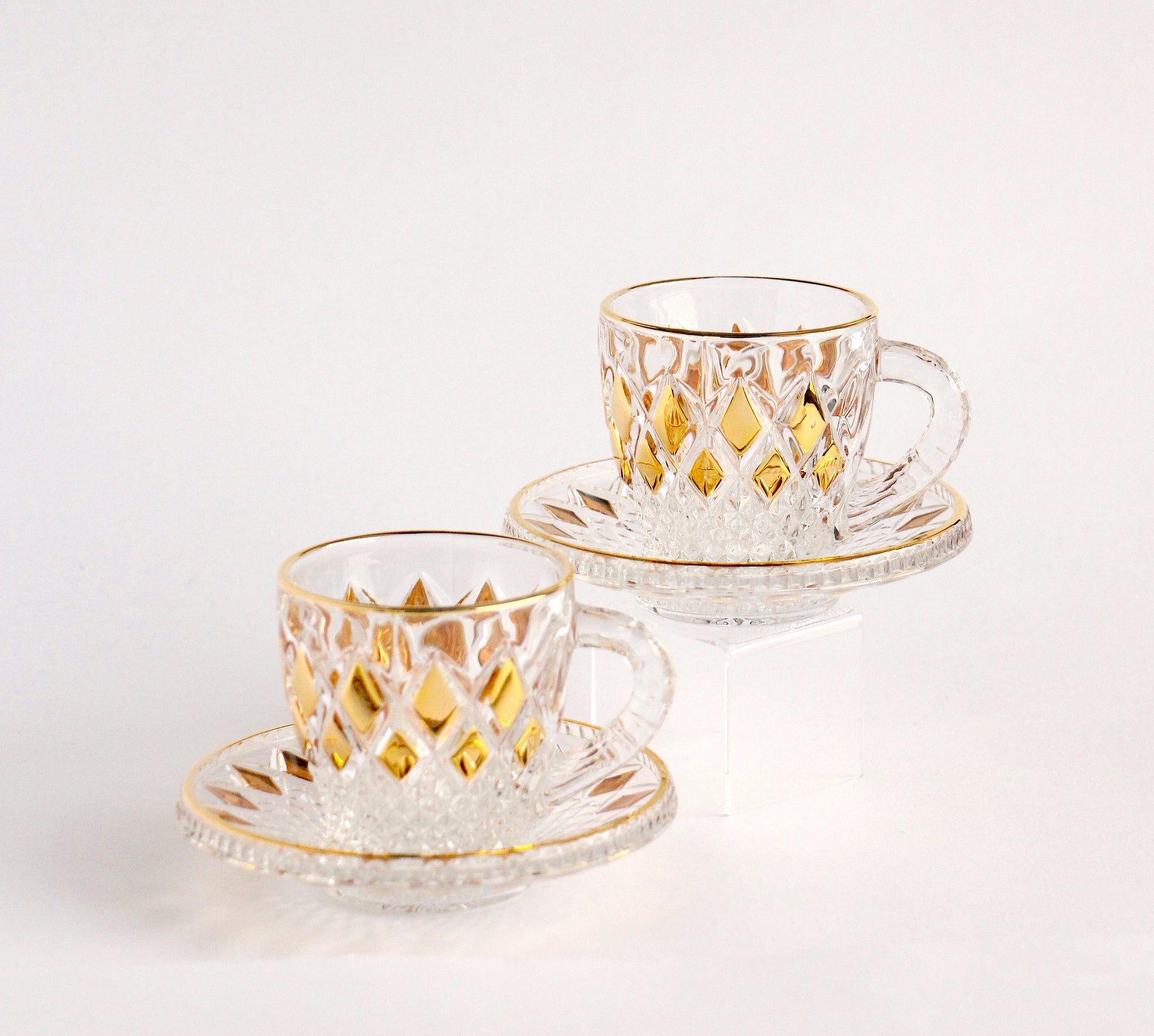 Crystal tea cup set