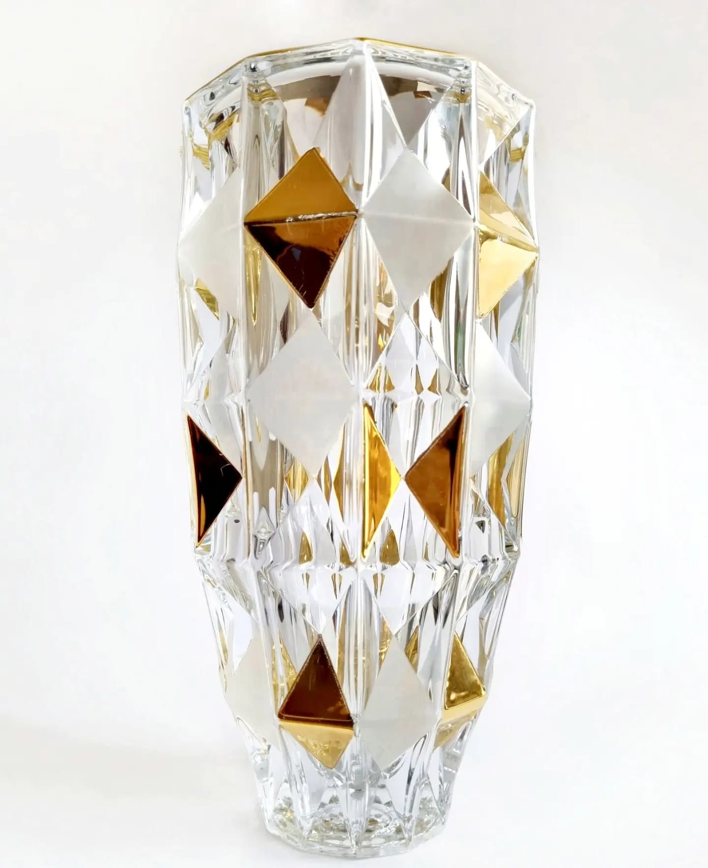 Crystal vase- Diamond