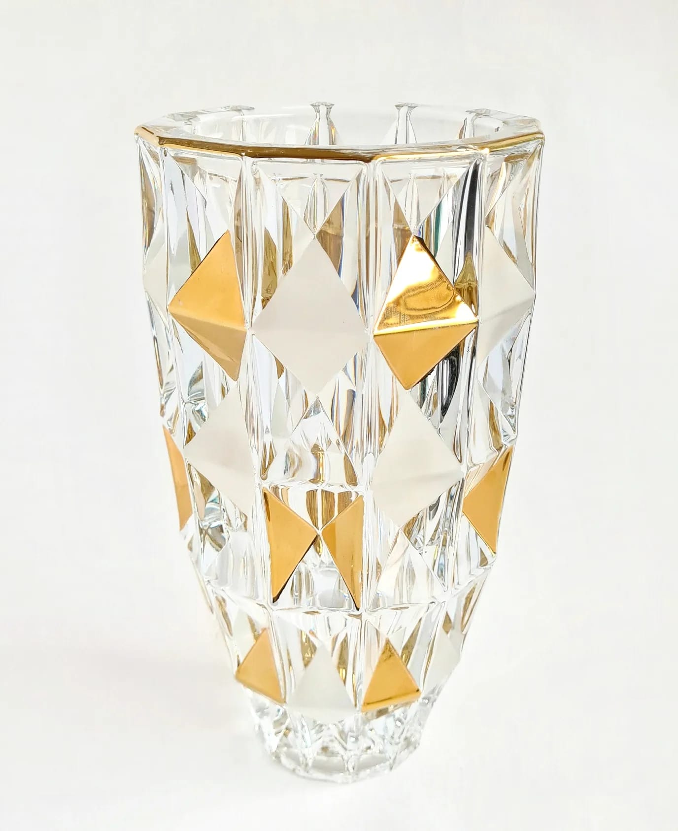 crystal vase- diamond