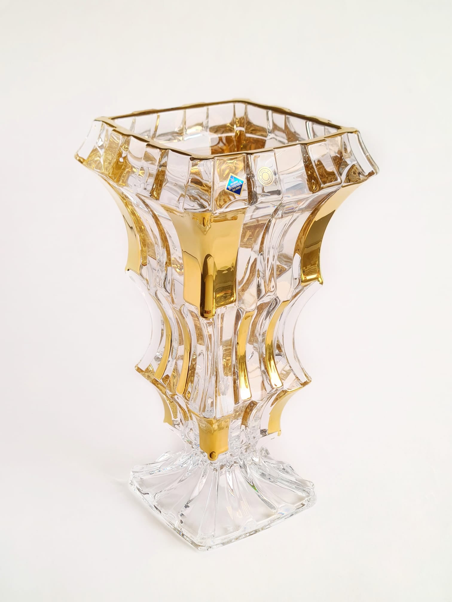 crystal vase with gold