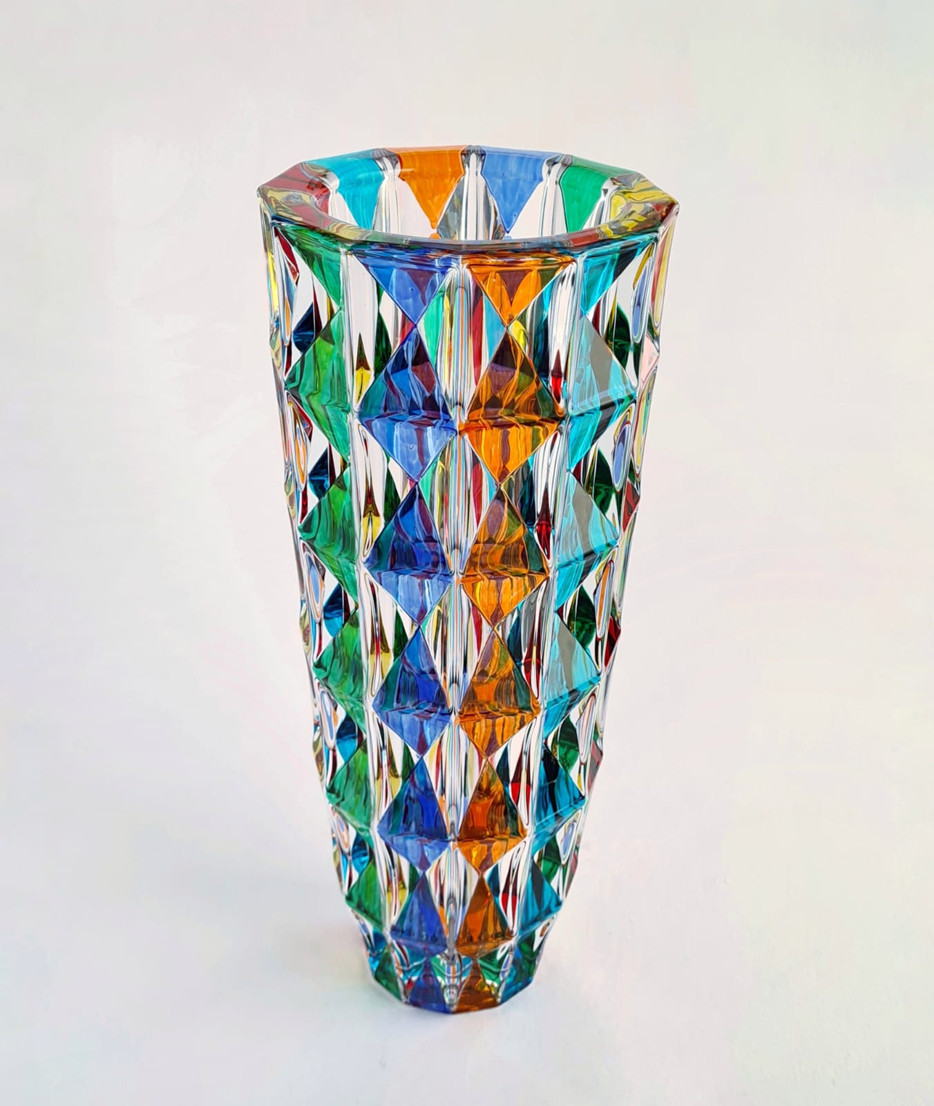 Colour Crystal Vase- Diamond