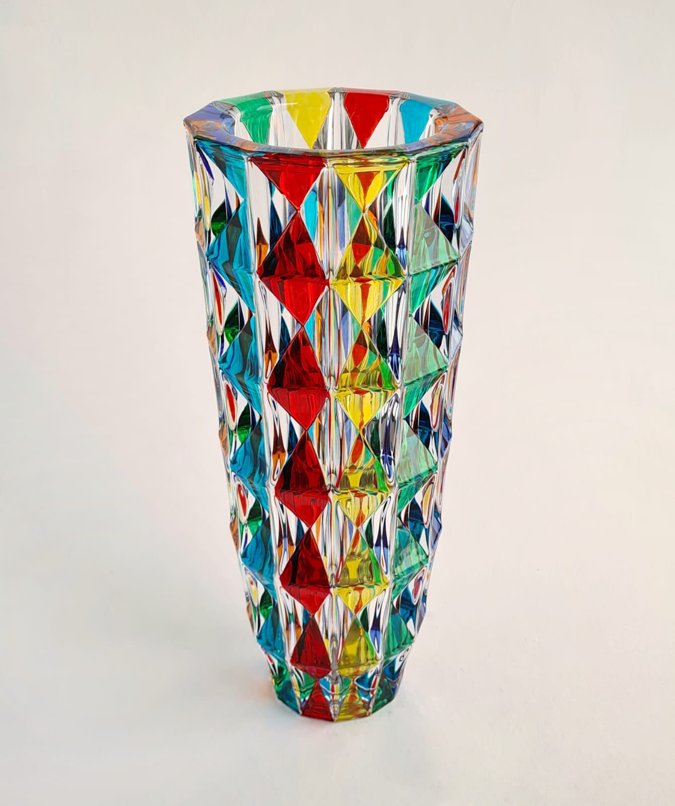 Colour crystal vase- diamond