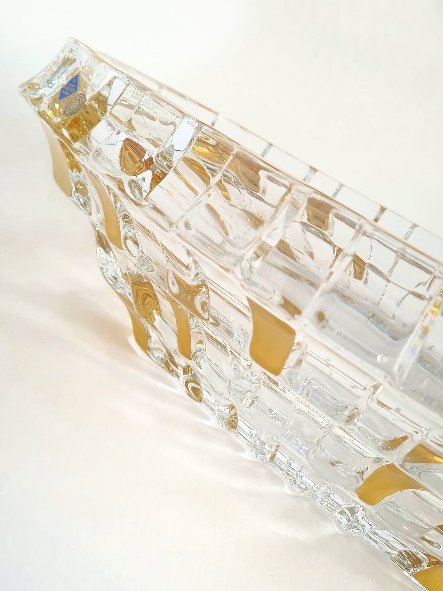 Crystal oval bowl with gold- cascade