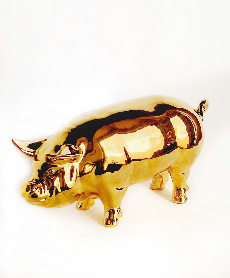 Gold pig